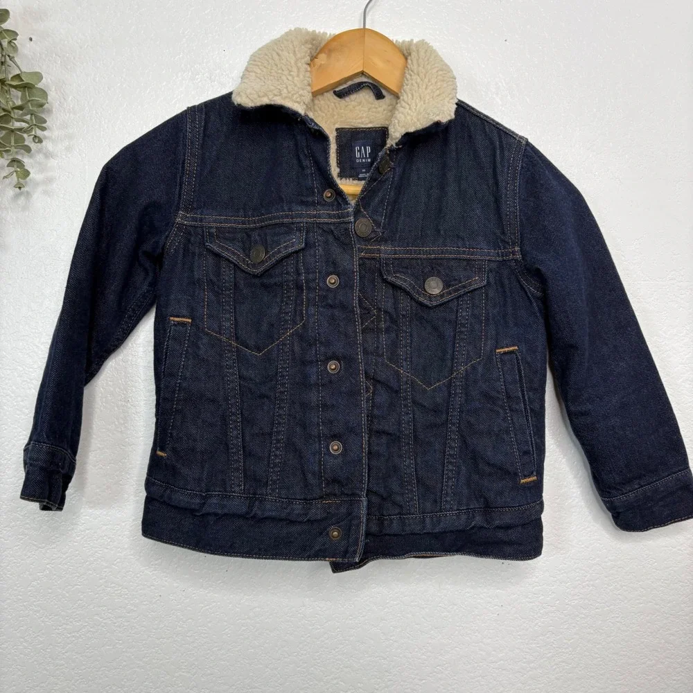GAP Kids XS 4-5 Dark Wash Sherpa Lined Denim Trucker Jacket Blue Indigo